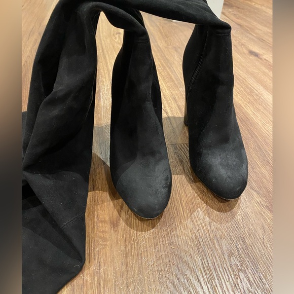 Black Over-the-Knee Block Heel Boots (Aldo) - Picture 4 of 8